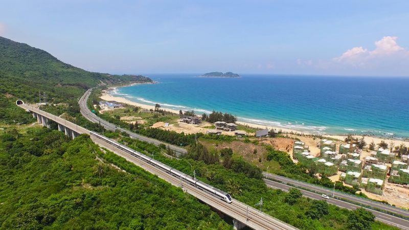 必赢网络游戏平台武汉电气化局承建的海南环岛高铁