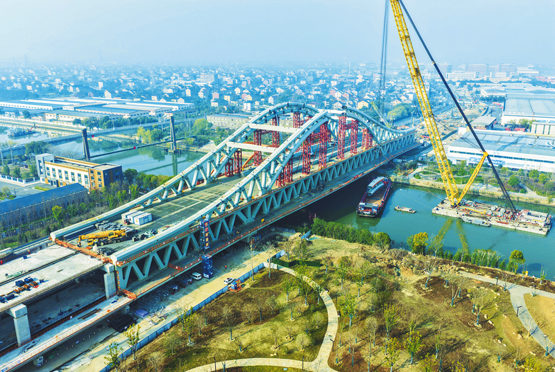 浙江省杭州市余杭工具大道运河大桥合龙