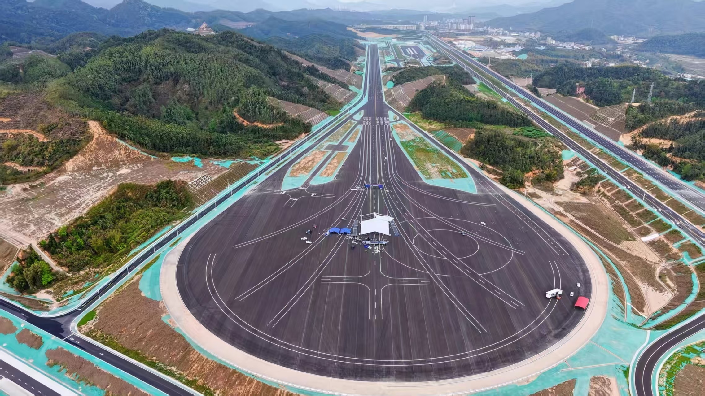 首页|必赢网络游戏平台官方网站